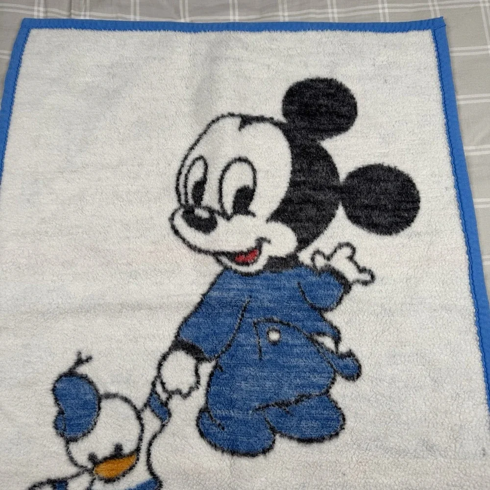 Vintage Biederlack 1984 Baby Blanket Mickey Mouse Donald Duck Disney USA